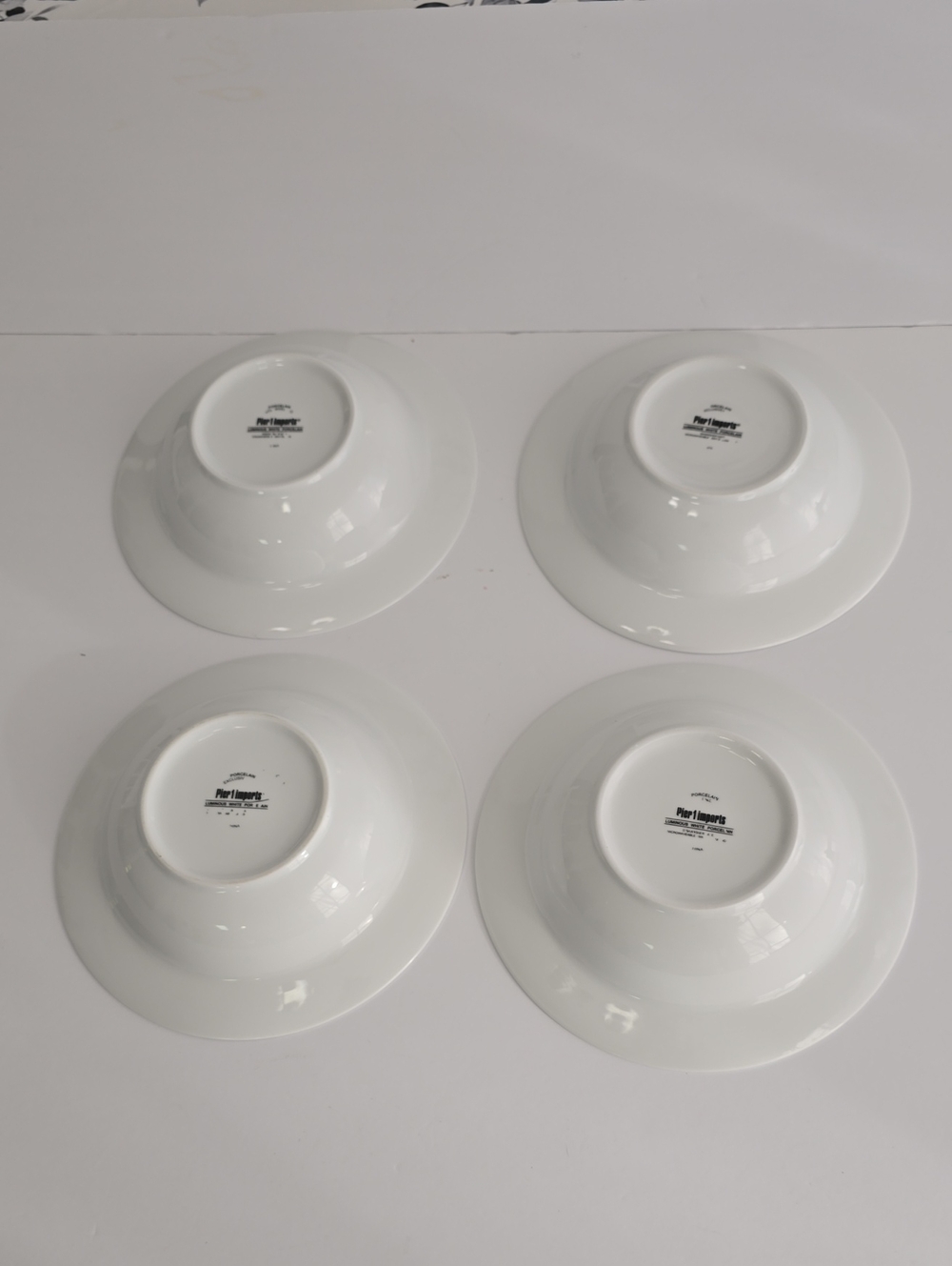 Pier 1 Imports Set Of 4 Luminous White Porcelain Soup Pasta Bowls - Picture 10 of 16